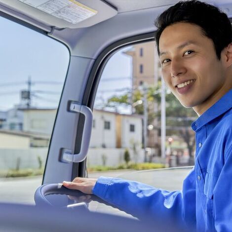 男性トラックドライバー